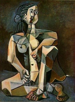 裸でしゃがむ女性 1956 年キュビスト パブロ・ピカソ Oil Paintings